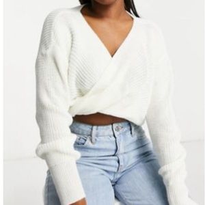ASOS - Fashionkilla cropped white sweater in cream
